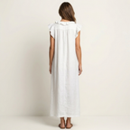 Vestido longo solto com decote V de babados e bolsos — Bene Donna — imagem 12