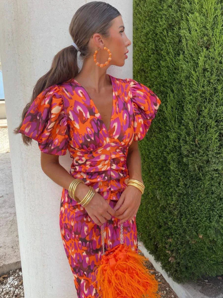 Vestido midi com pregas e cintura marcada — Bene Donna — imagem 03