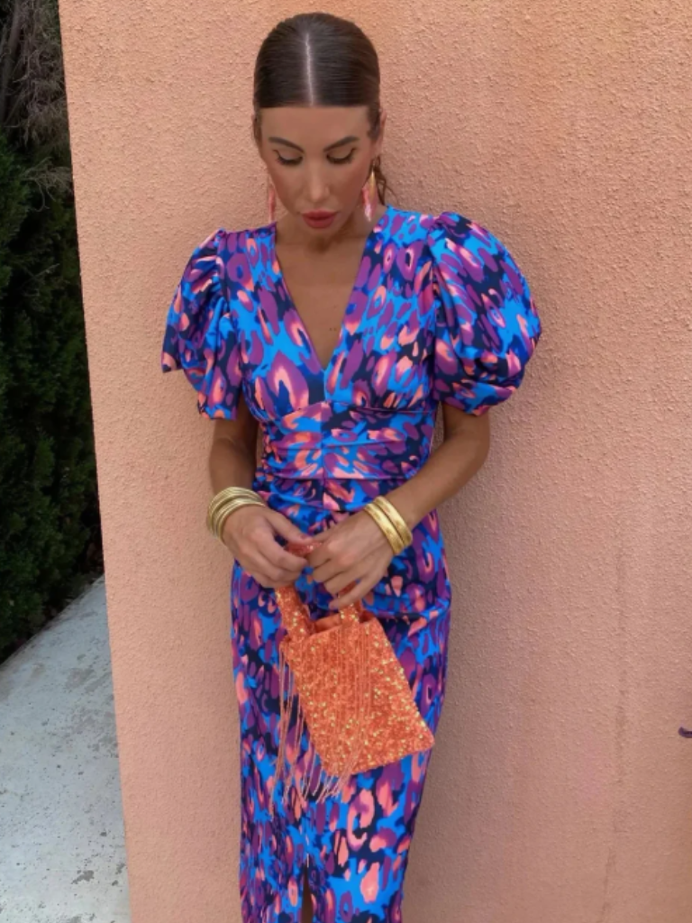 Vestido midi com pregas e cintura marcada — Bene Donna — imagem 05