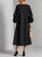 Vestido midi com punhos florais e botões de flor — Bene Donna — imagem 02