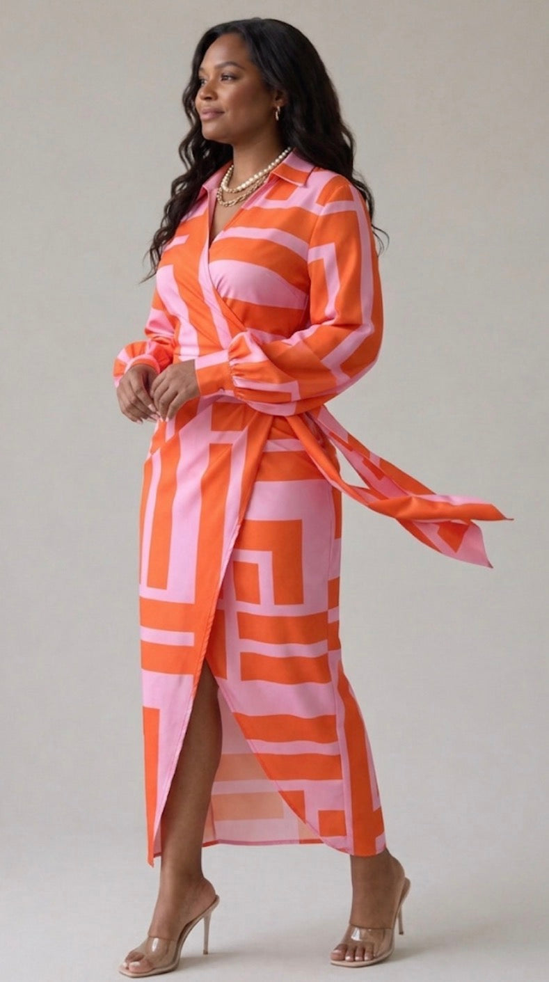 Vestido midi estampado transpassado com faixa de amarrar — Bene Donna — imagem 02