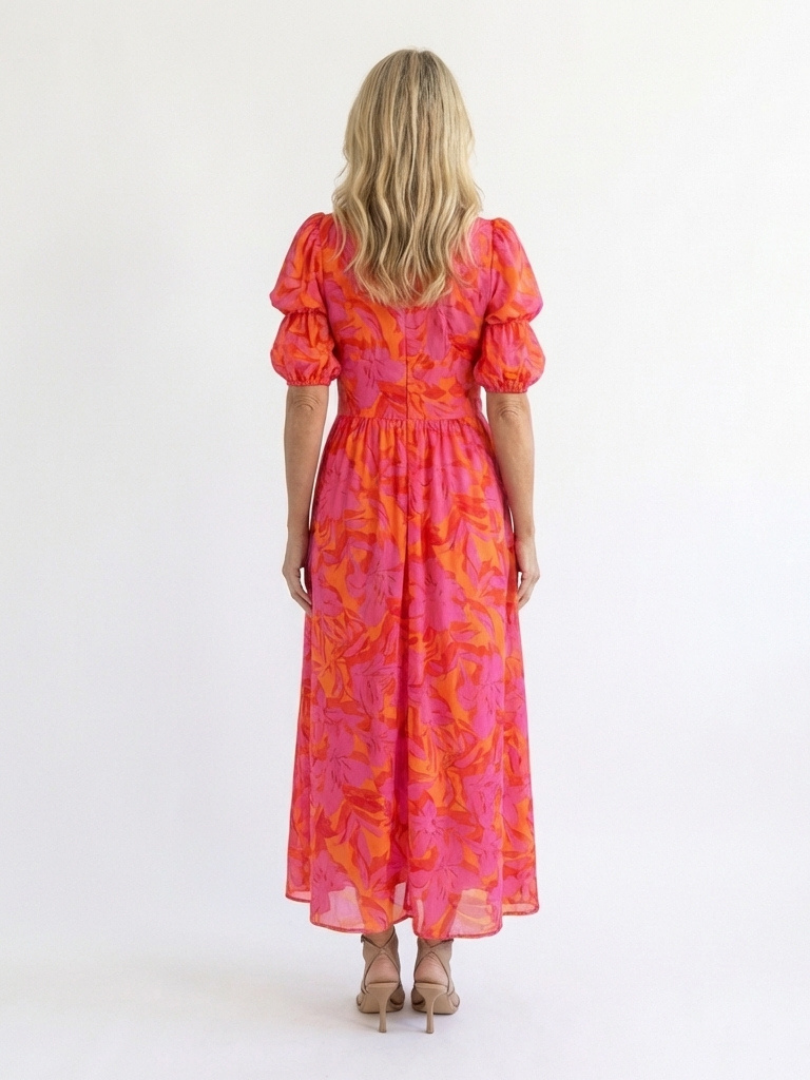 Vestido midi floral com mangas bufantes e decote V — Bene Donna — imagem 04