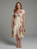 Vestido midi floral e listrado com mangas leves e transpasse — Bene Donna — imagem 01