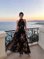 Vestido midi floral frente única com cintura marcada — Bene Donna — imagem 06