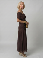 Vestido midi ombro a ombro com saia evasê — Bene Donna — imagem 06