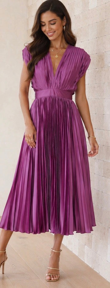 Vestido midi plissado de festa — Bene Donna — imagem 25