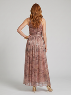 Vestido midi texturizado sem mangas com saia plissada — Bene Donna — imagem 04