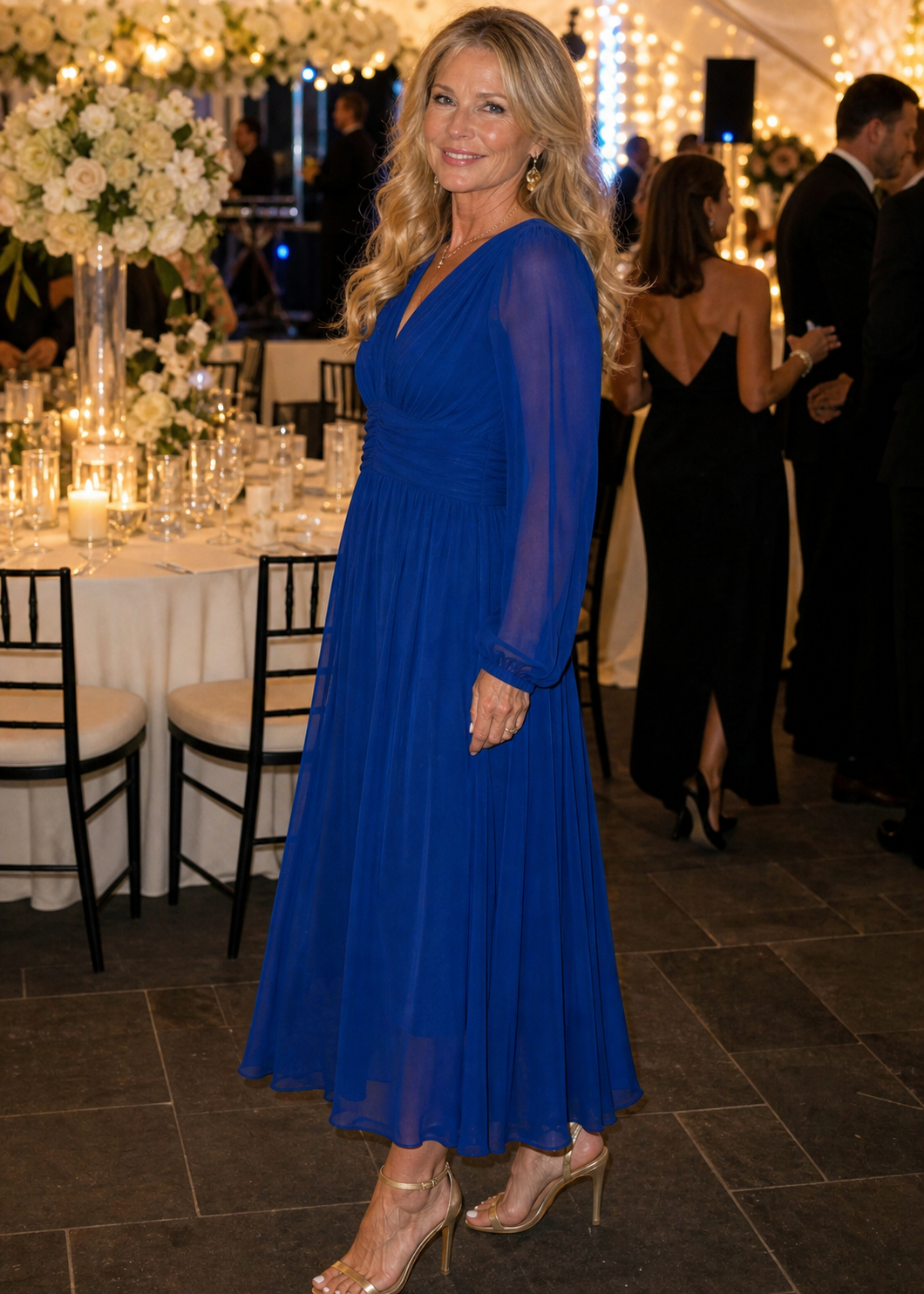 Vestido midi transpassado com decote V e mangas longas — Bene Donna — imagem 01